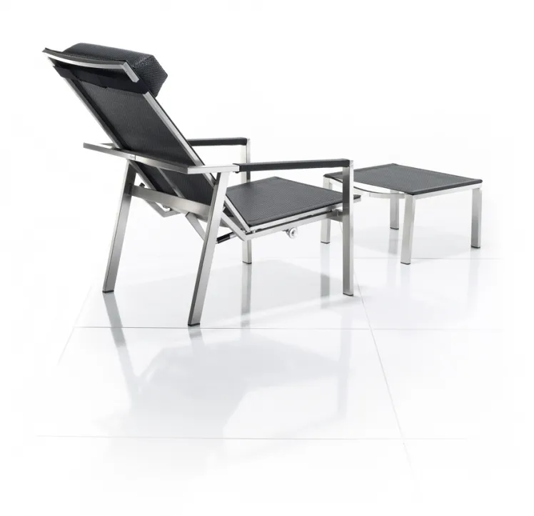 Sitzgruppe SOLPURI ALLURE Deck Chair + Hocker coal Edelstahlgestell Textilene